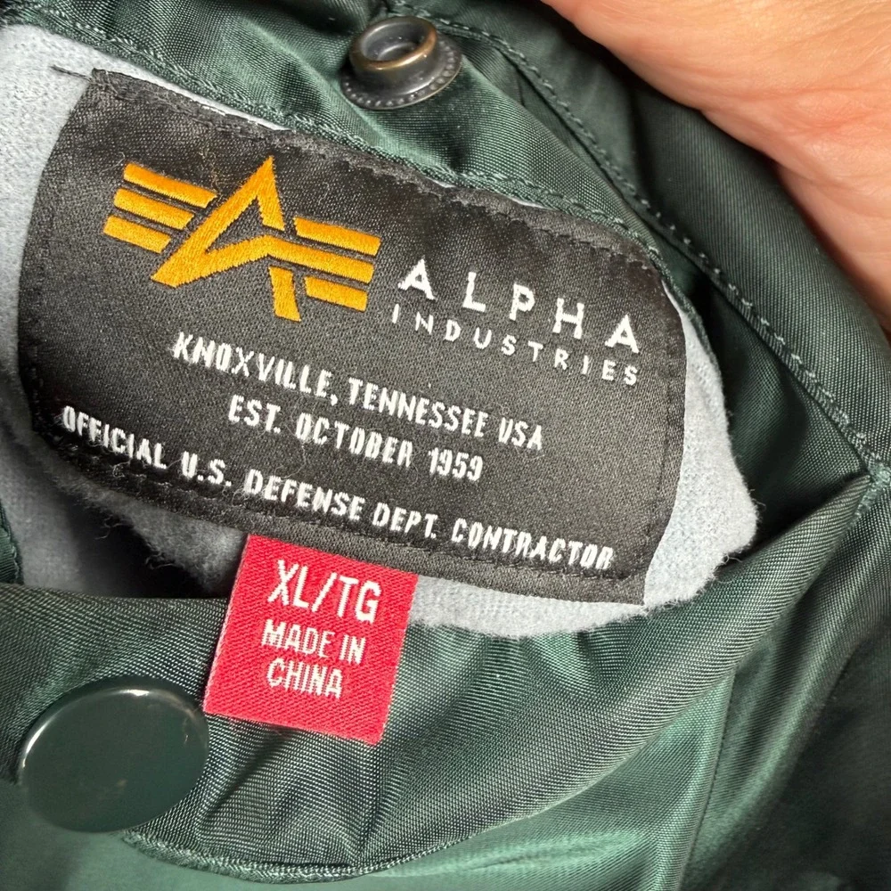 Alpha Industries MA-1 Bomber Flight Jacket XL Green Ruched Reversible Varsity